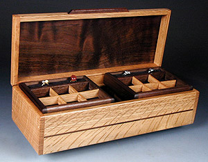 Quarter-sawn Oak withPeruvian Walnut